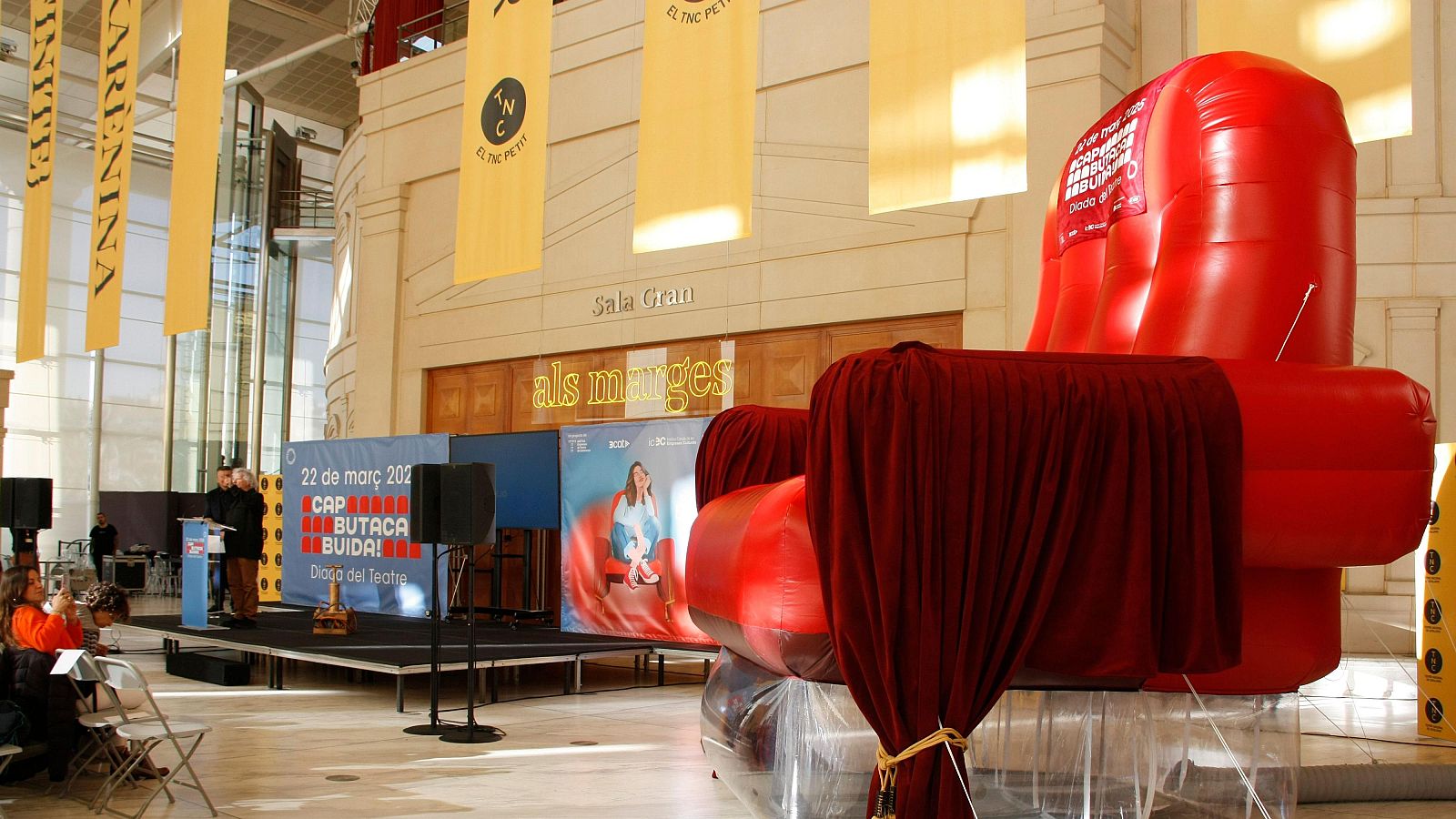 215 sales de teatre celebren la segona edició del 'Cap Butaca Buida | Montse Soto