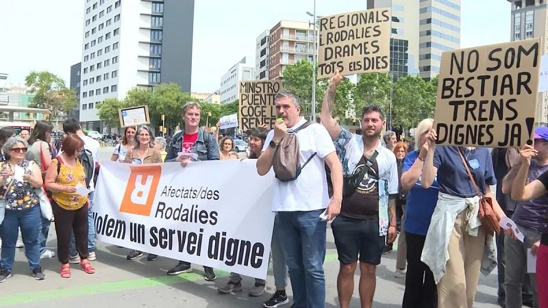 Són 4 dies- D'on venim? Concentracions de protesta pel funcionament de Rodalies - Són 4 dies | Escoltar