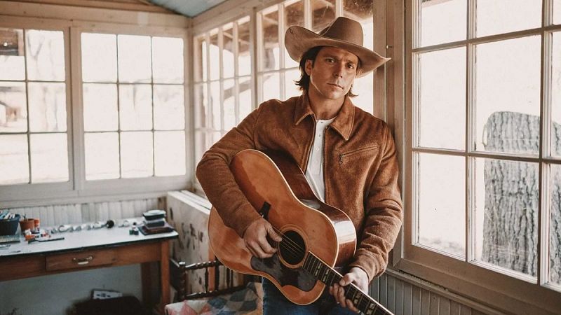 Sin rodeos - Primer álbum en solitario de Lukas Nelson, hijo de Willie - 24/03/2025 - Escuchar ahora