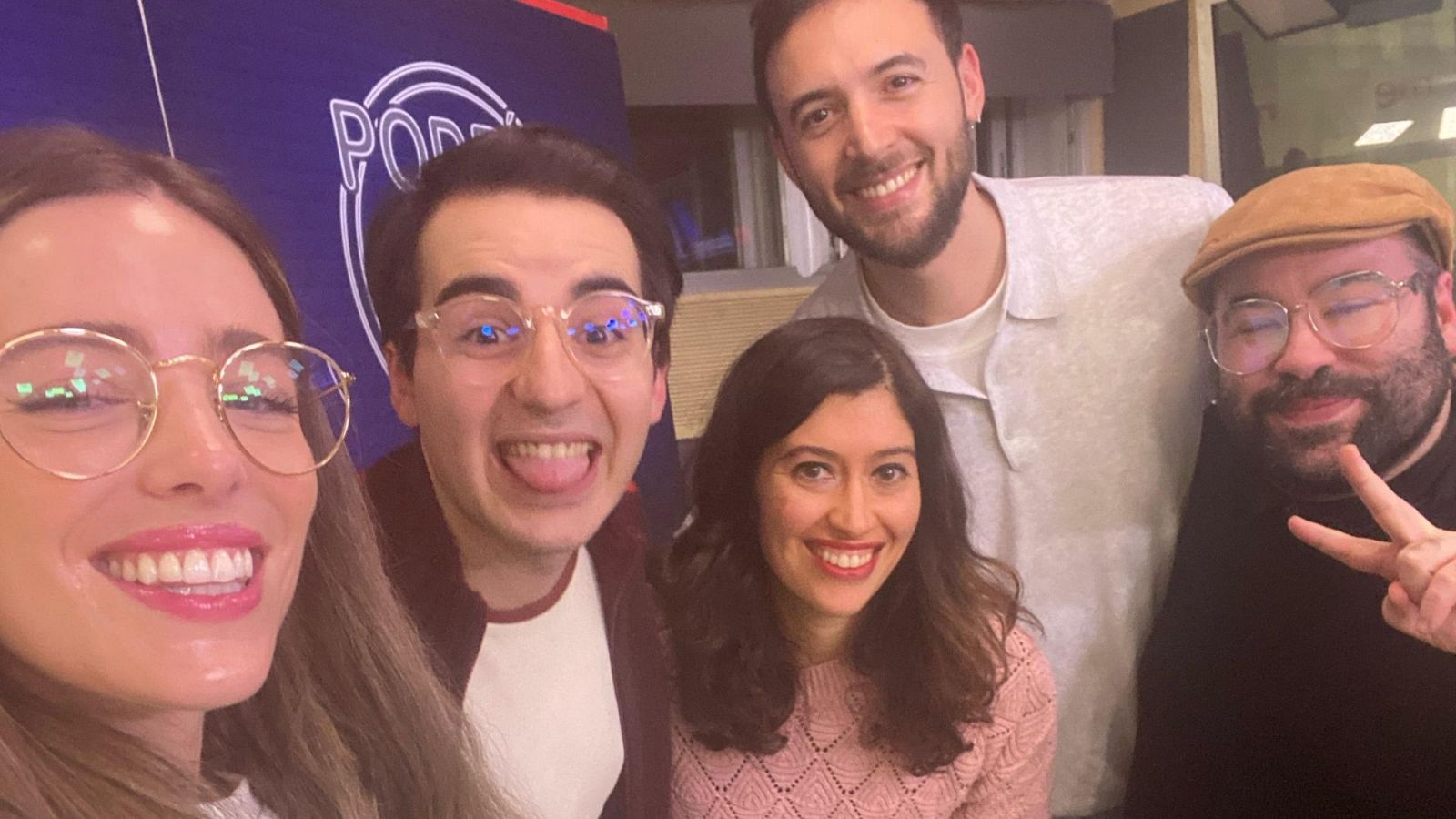 Podría ser peor - Alejandro Mesa y los ataques de risa en 'The Book of Mormon' - Escuchar ahora