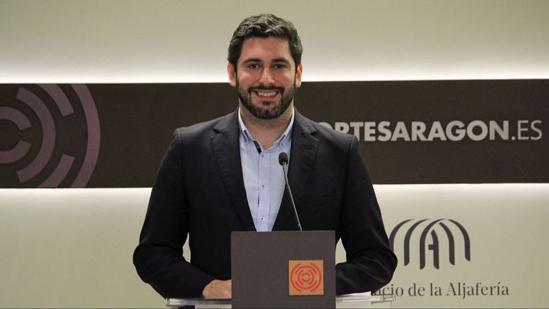 Alejandro Nolasco: "Vox se va a negar a acoger inmigrantes ilegales. Nos da igual que nos multen" - Escuchar ahora