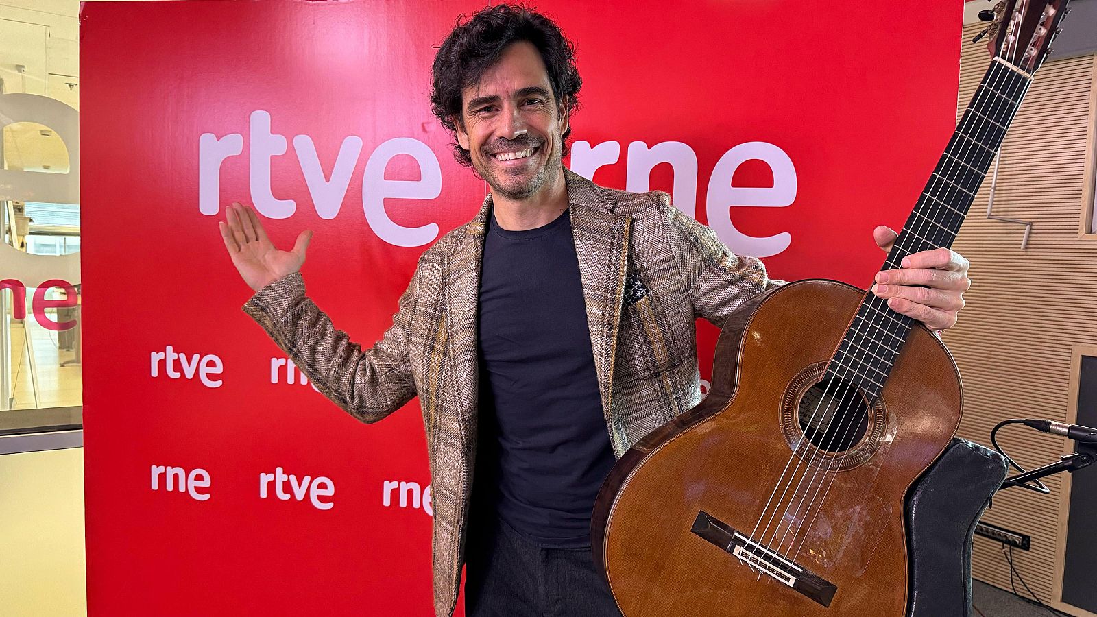 Las Mañanas de RNE - Mamen Asencio - Sáinz Villegas: "La música me regaló trabajar con John Williams" - Escuchar ahora
