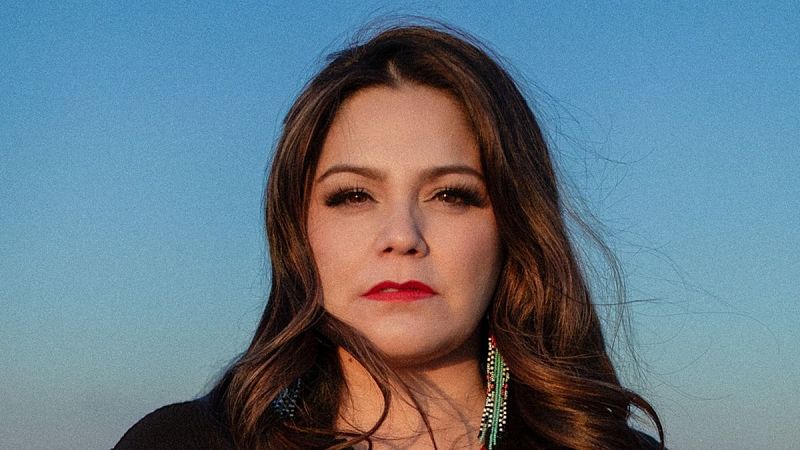 Sin rodeos - Jade Turner comparte sus puntos vulnerables en un nuevo álbum - 01/04/25 - Escuchar ahora