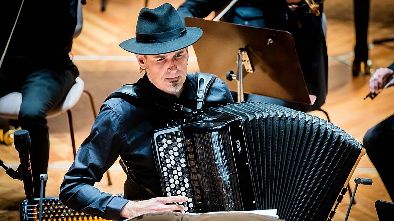 Las mañanas de RNE con  Josep Cuní - Empecemos el día con... - Escuchar ahora