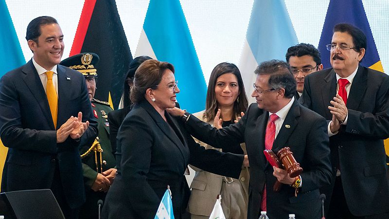 Cinco continentes - Una cumbre de la CELAC en un momento delicado