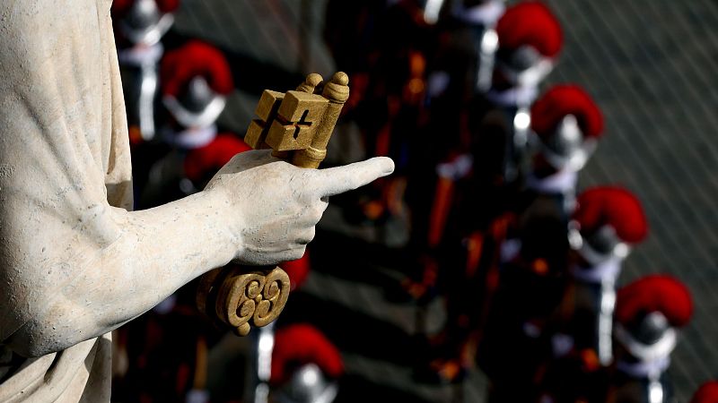 El papa Francisco "muere en el Vaticano, en el puente de mando de la Iglesia"