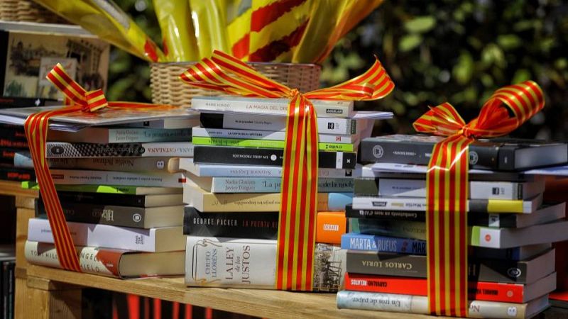 Prèvia de Sant Jordi, el dia gran dels llibreters - De nit | Escoltar