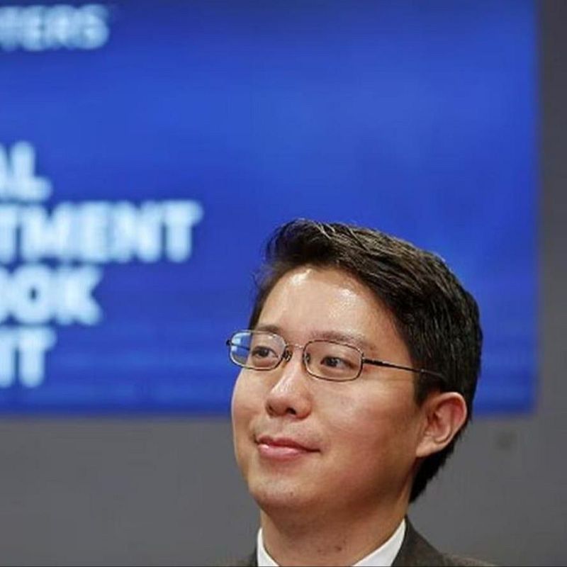 Fin de mes - Gotham Vs. Grifols - Escuchar ahora