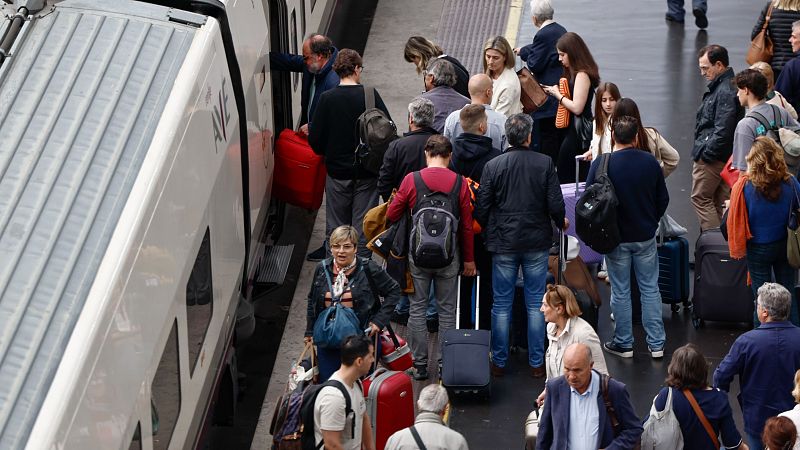 Álvaro Fernández Heredia, presidente de Renfe: "Un robo de cable de señalización en una infraestructura, aunque solo sea un robo, es un sabotaje" - Escuchar ahora