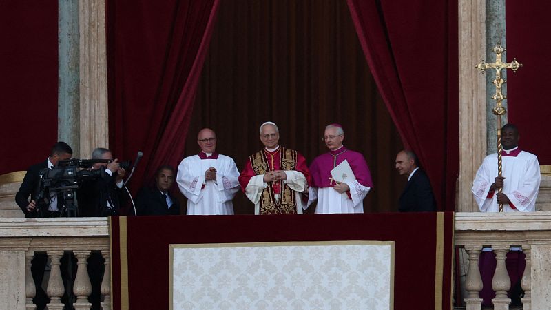 El cardenal Robert Francis Prevost es el nuevo papa bajo el nombre León XIV - Escuchar ahora