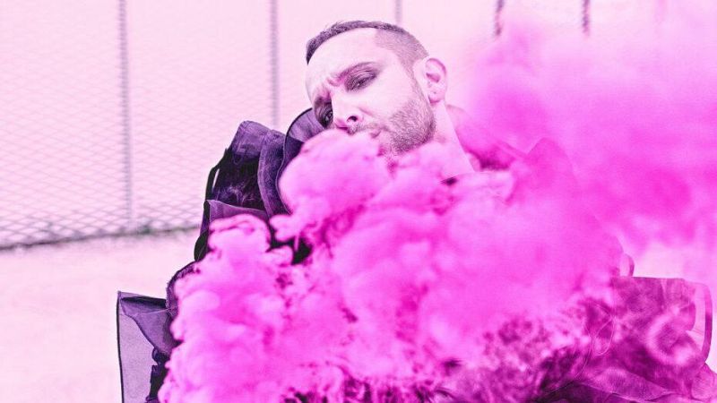 Wisteria Lane - Con Manuel Liñán hablamos de homofobia y de "Muerta de amor" - 11/05/25 - Escuchar ahora