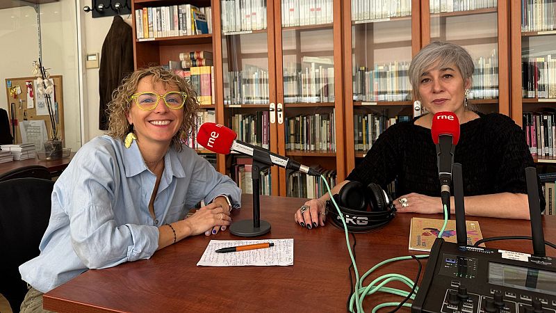 Con ellas. Mujeres que cuentan - Elisa Sanz García: escenógrafa y figurinista - 18/05/25 - Escuchar ahora