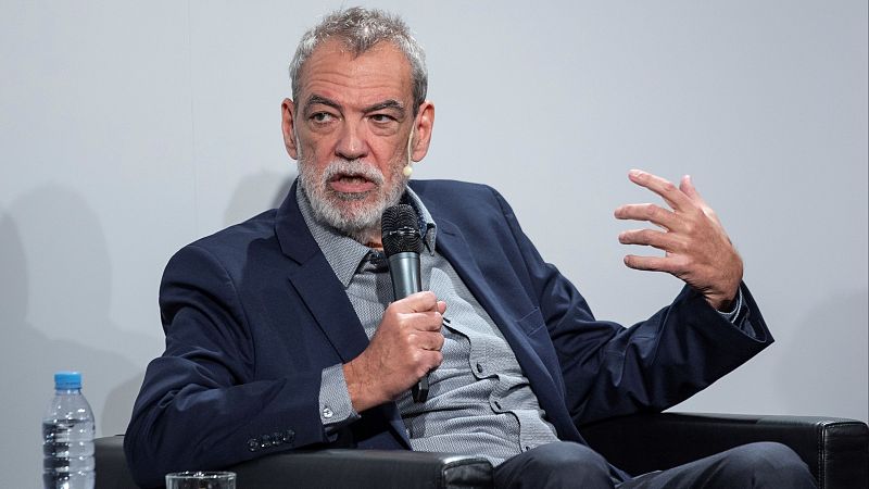 "Cuando hay un tema que me interesa mucho, lo que decido es escribir una novela"' - Escuchar ahora