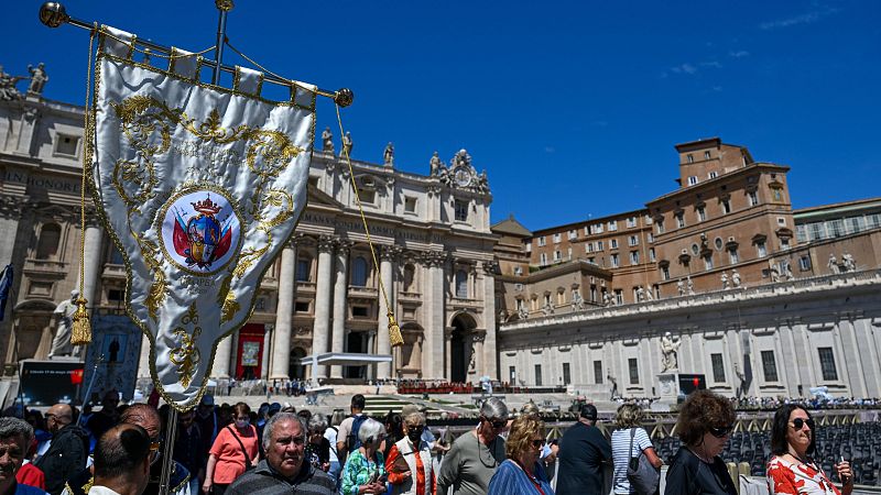 El canto gregoriano, protagonista en la misa de inicio de pontificado de León XIV - Escuchar ahora