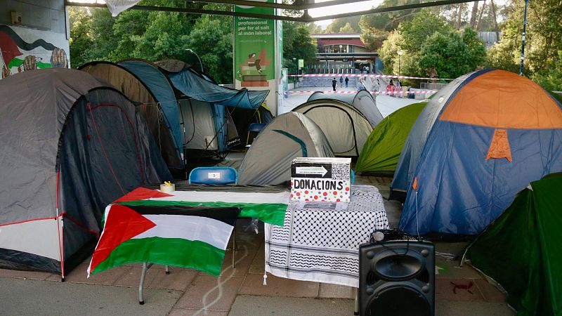Nova acampada a la UAB en solidaritat amb el poble palestí | Marga Esparza