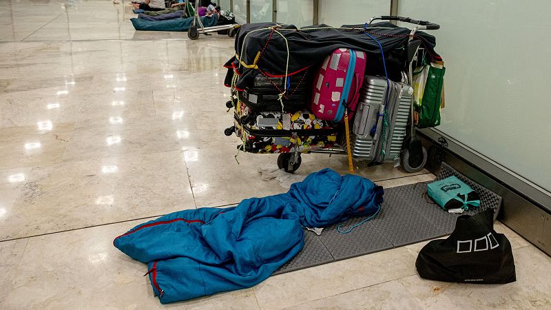 Sobre la situación en Barajas: "AENA intentó esconder esta situación" - Escuchar ahora