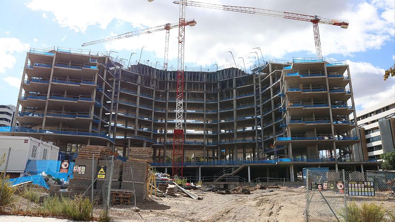 Javier Burón, autor de 'El problema de la vivienda': "Hay que incentivar el alquiler a largo plazo y desincentivar los usos turísticos"