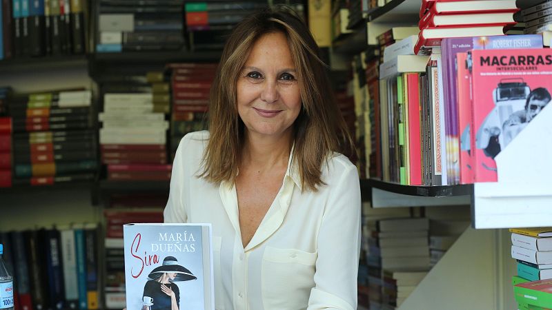 Las mañanas de RNE - Mamen Asencio - María Dueñas visita una de las librerías afectadas por la DANA - Escuchar ahora