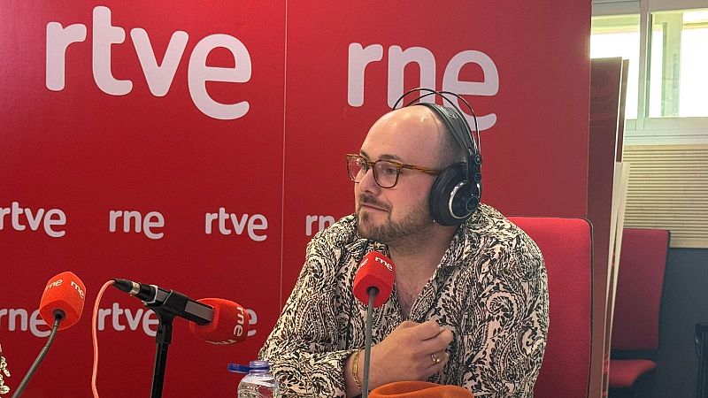 El cantaor flamenco 'El Perrete': "Es un homenaje a todos los que me hicieron ver el arte de esa manera" - Escuchar ahora