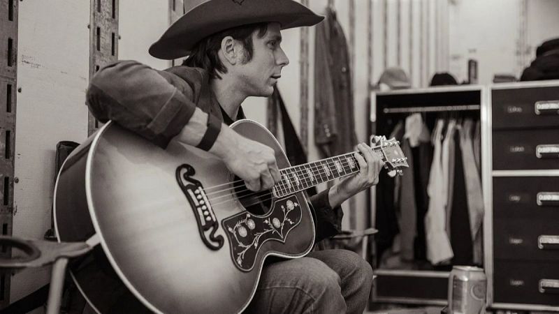 Sin rodeos - El reencuentro de Lukas Nelson consigo mismo y su propio país - 05/06/25 - Escuchar ahora