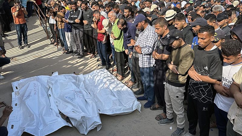 "El ejército de Israel sabía donde estaban nuestras oficinas y, aún así, atacó" - Las mañanas de RNE | Escuchar