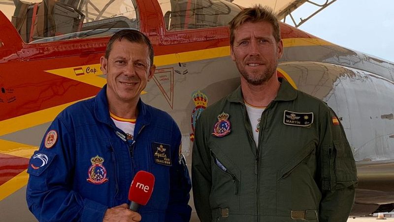 Capitán Luis Verjano y Comandante Francisco Martín, Patrulla Águila - Escuchar ahora