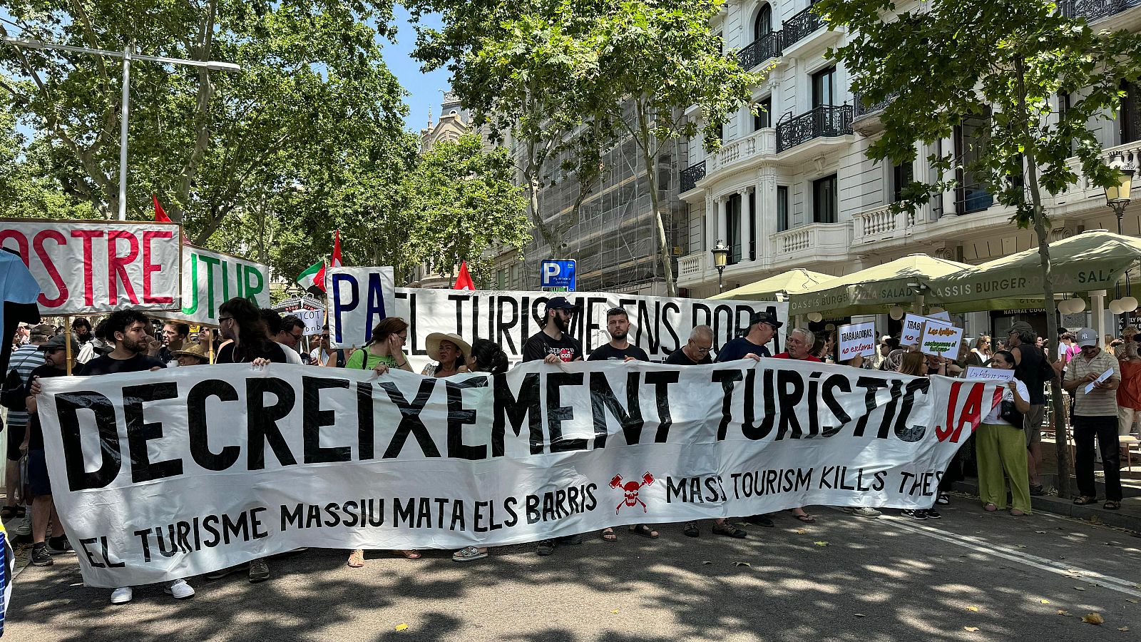 Manifestacions contra la turistificació a Barcelona | Escoltar