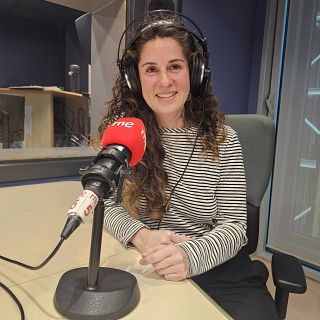 Llibres i documentals científics fets per dones