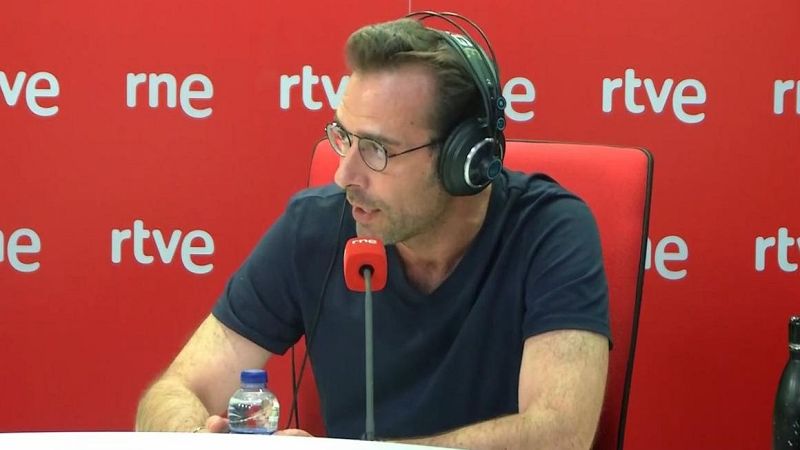 David López Canales presenta el libro '¿Una rayita?'