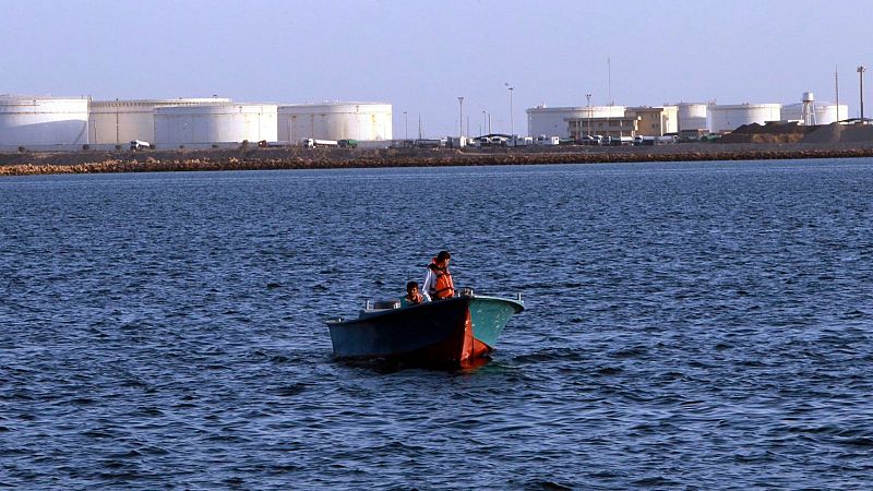 El estrecho de Ormuz, clave para el tráfico de crudo - 24 horas fin de semana | Escuchar