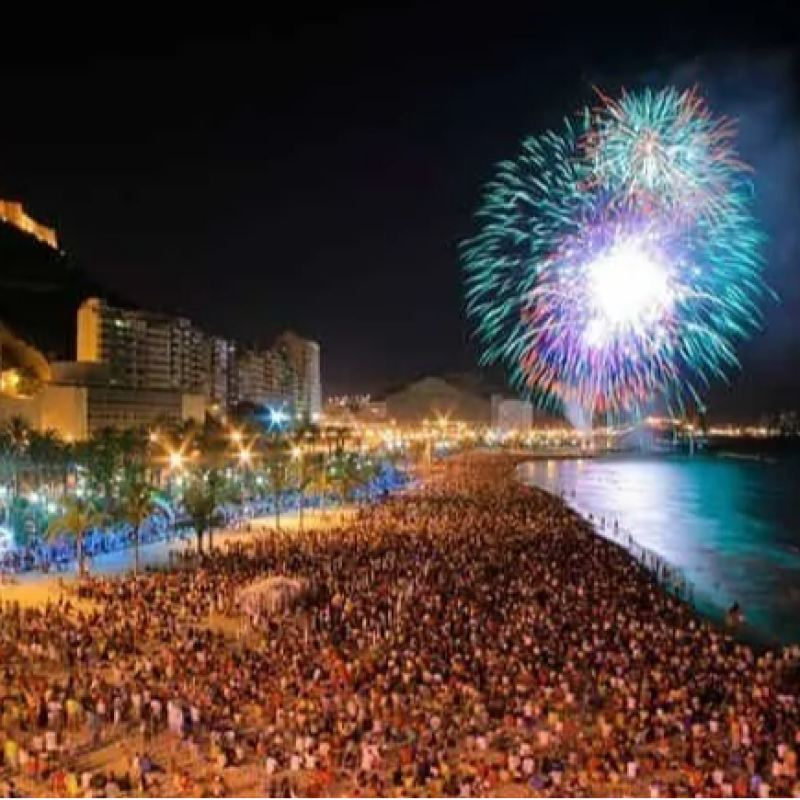 Hogueras en Alicante - Escuchar ahora