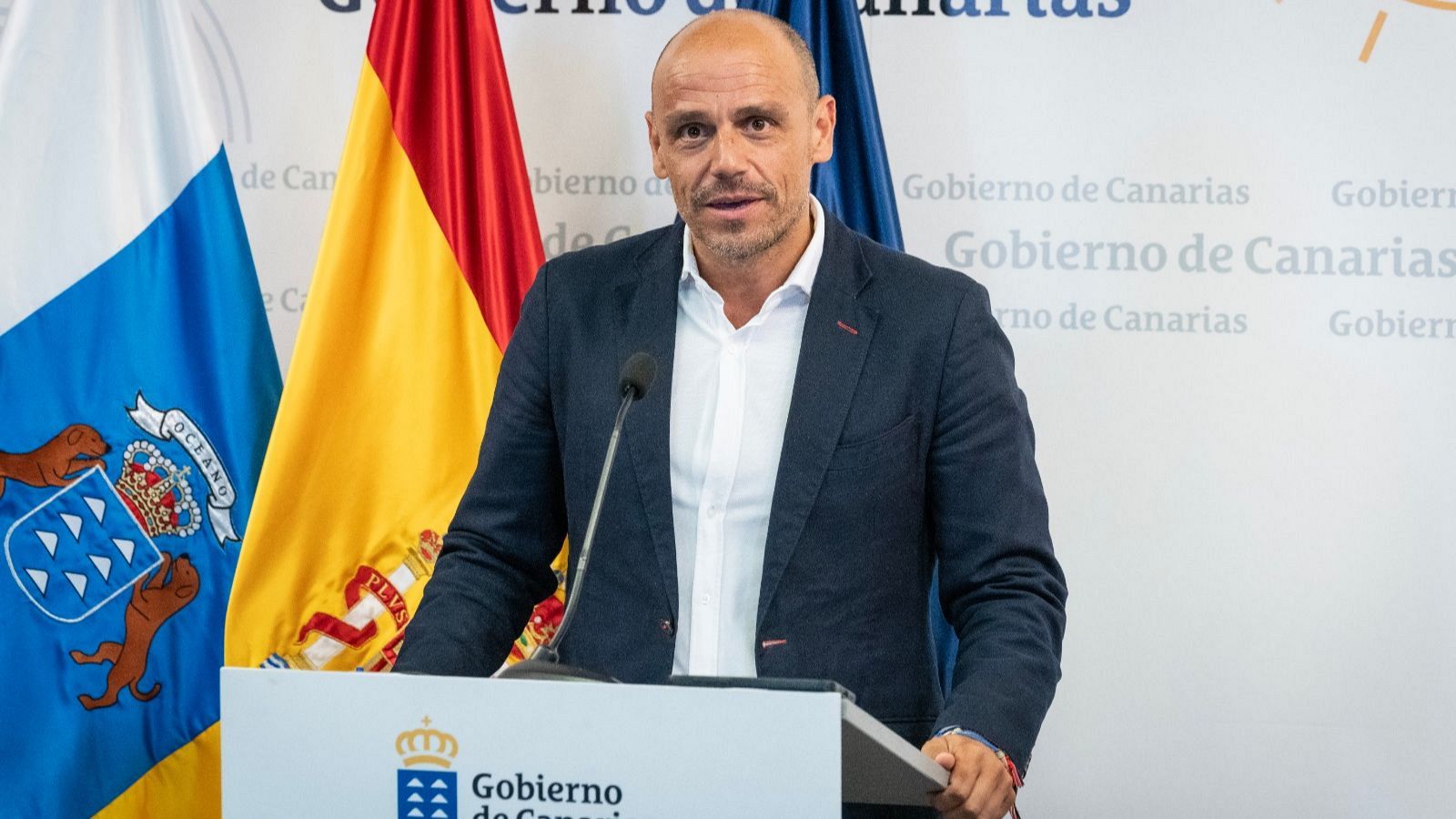 Alfonso Cabello, portavoz del Gobierno de Canarias, sobre los menores solicitantes de asilo: "Hay un incumplimiento del Gobierno con el Supremo"-Escuchar ahora