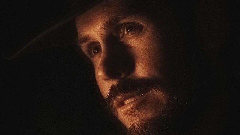 Sin rodeos - El espíritu de Garrett Bradford inyecta frescura a la Red Dirt music - 25/06/25 - Escuchar ahora