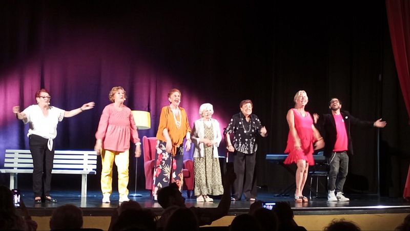 En primera persona - Orgullo Vieja. Una compañía de teatro muy especial: ¡Son viejas y a mucha honra! - 29/06/25 - Escuchar ahora