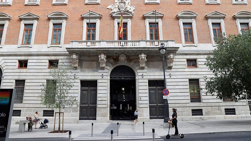 En 2023 se denunciaron 221 casos de fraude en contratos de obra pública, casi un 20% más que el año anterior - Escuchar ahora