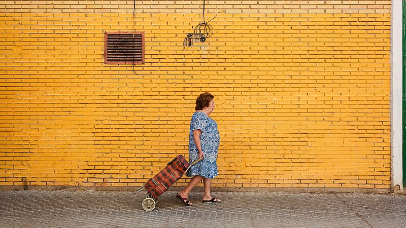 Empecemos el día con Urbanismo: 'Ellas en la ciudad' o las mujeres que construyen la vida en los barrios.