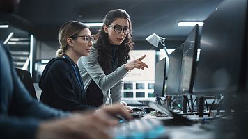 Mujeres, Inteligencia Artificial y ciberseguridad