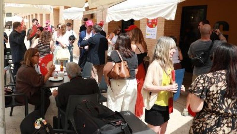 Reservado para 5 - La hostelería de valencia: ocho meses después de la DANA - 03/07/25 - Escuchar ahora