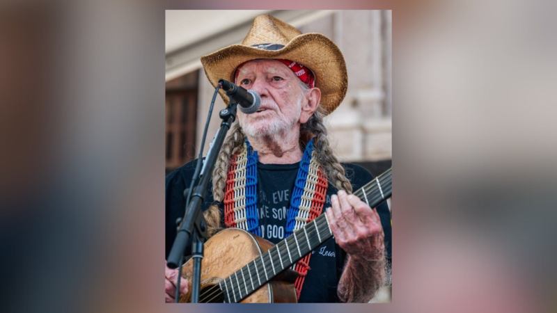 Memoria Beatle - Willie Nelson - 02/07/25 - Escuchar ahora