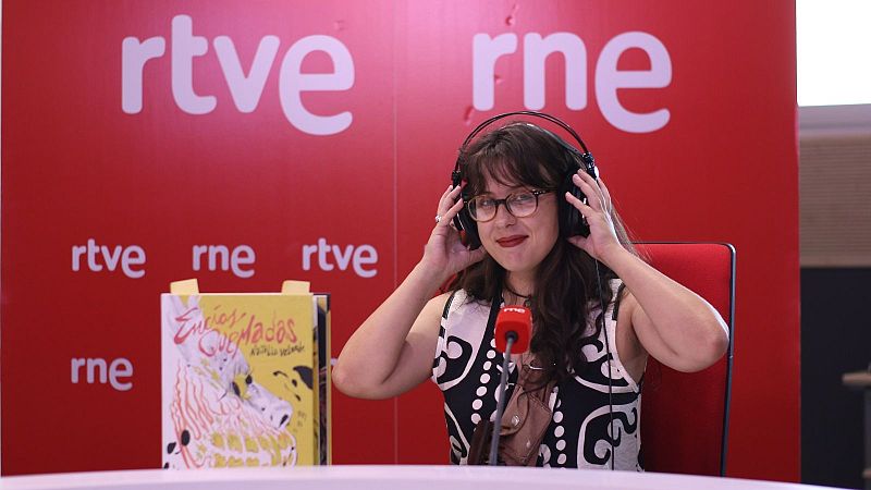 El ojo crítico - 'Encías quemadas' con Natalia Velarde - 07/07/25 - Escuchar ahora