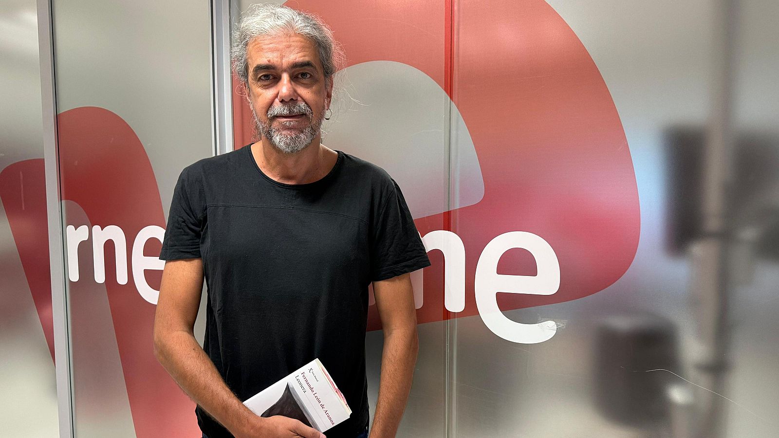 Las mañanas de RNE - Mamen Asencio - Fernando León de Aranoa despojado de hipocresía en 'Leonera' - Escuchar ahora