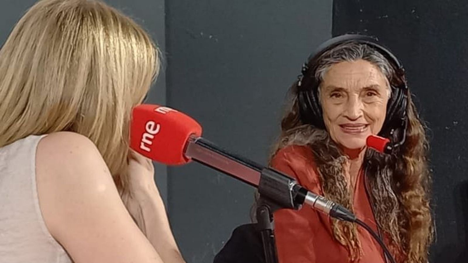 No es un día cualquiera - La actriz Ángela Molina en el Festival Internacional de Cine Buñuel | Escuchar