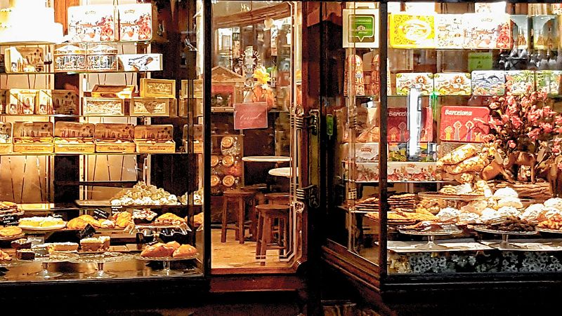 Ada Parellada et porta a la pastisseria més antiga de Barcelona: L'Estrella