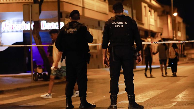 "Hay un miedo aterrador en Torre Pacheco, los niños no pueden salir al parque" - Las mañanas de RNE | Escuchar