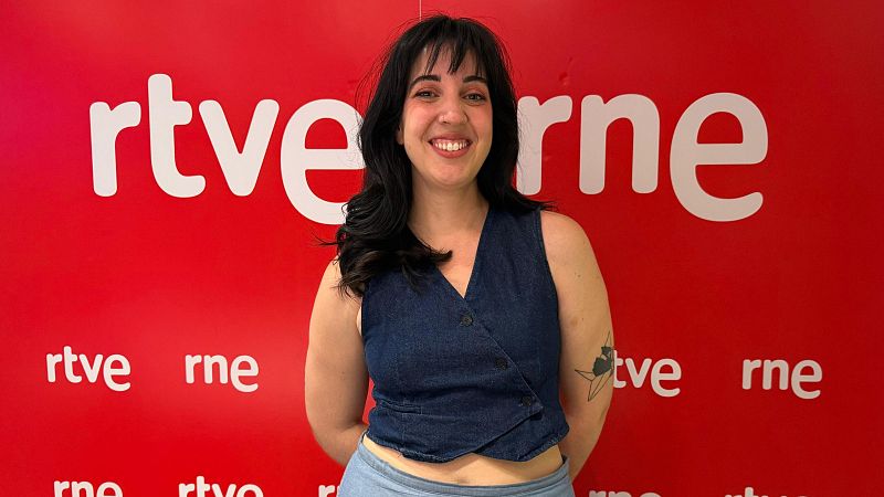 Danos tu tema y Clara Carusa te hace el poema - Las mañanas de RNE con Mamen Asencio | Escuchar