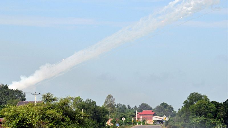 Cinco Continentes - Continúan los combates entre Tailandia y Camboya