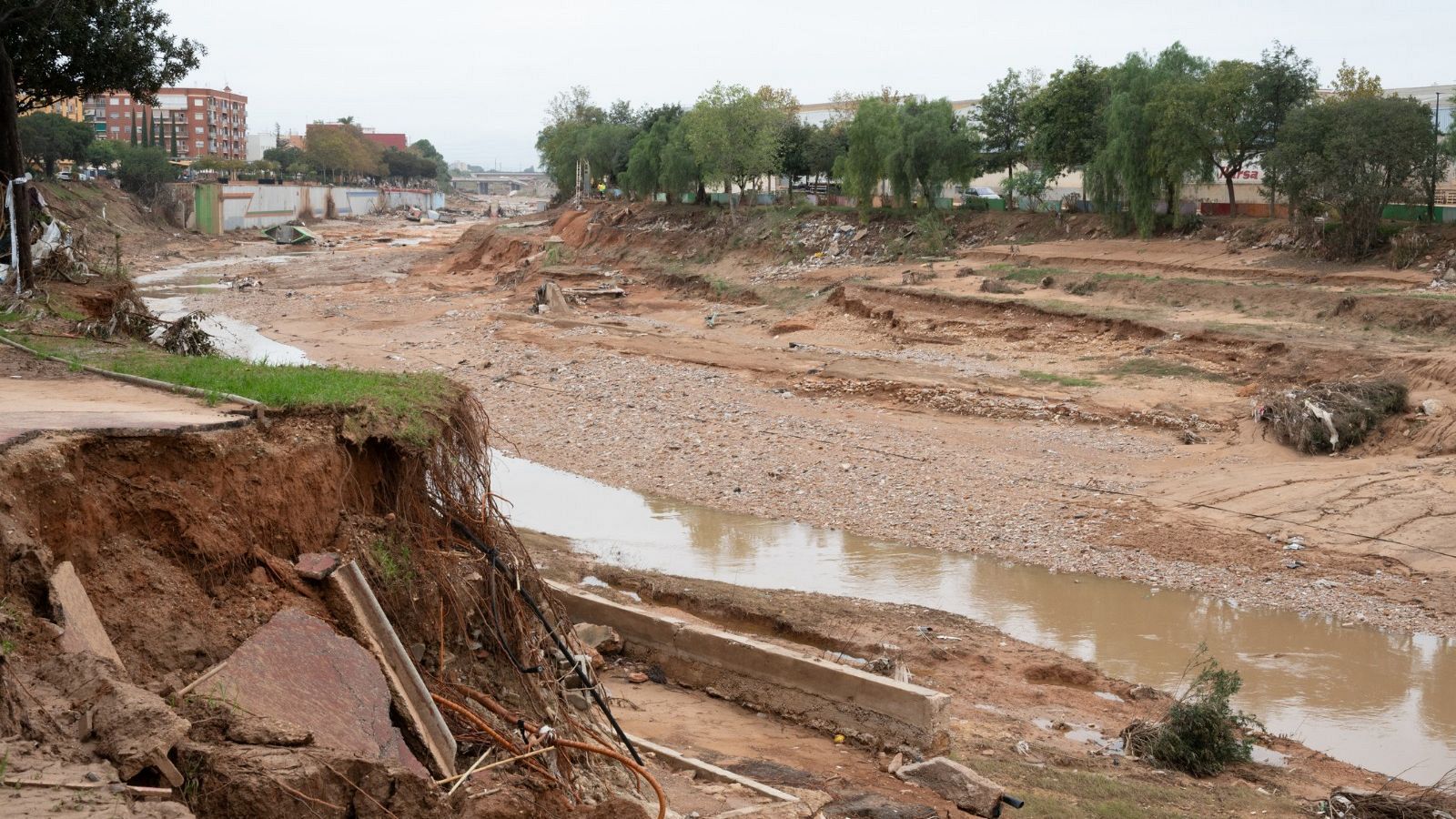 "El día a día es muy duro porque las infraestructuras no están al cien por cien" - Escuchar ahora