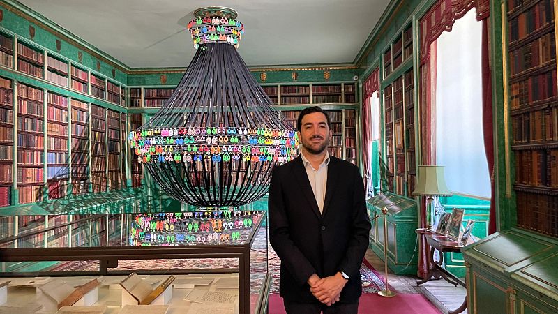 El arte de Joana Vasconcelos irrumpe en el Palacio de Liria - Punto de enlace | Escuchar