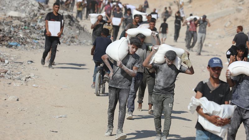 Ramiro García, responsable de Médicos sin Fronteras en Gaza: "Todos los días recibimos heridos porque se convierte en una competición, no entra suficiente comida y la gente lucha"