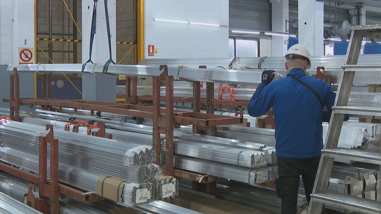 L'atur cau al juliol, però a Catalunya puja lleugerament